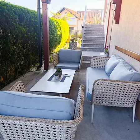 아파트 Apartmani Srebrenik Srebrenik