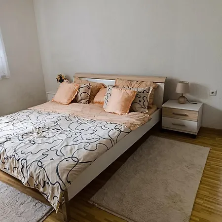 아파트 Apartmani Srebrenik Srebrenik